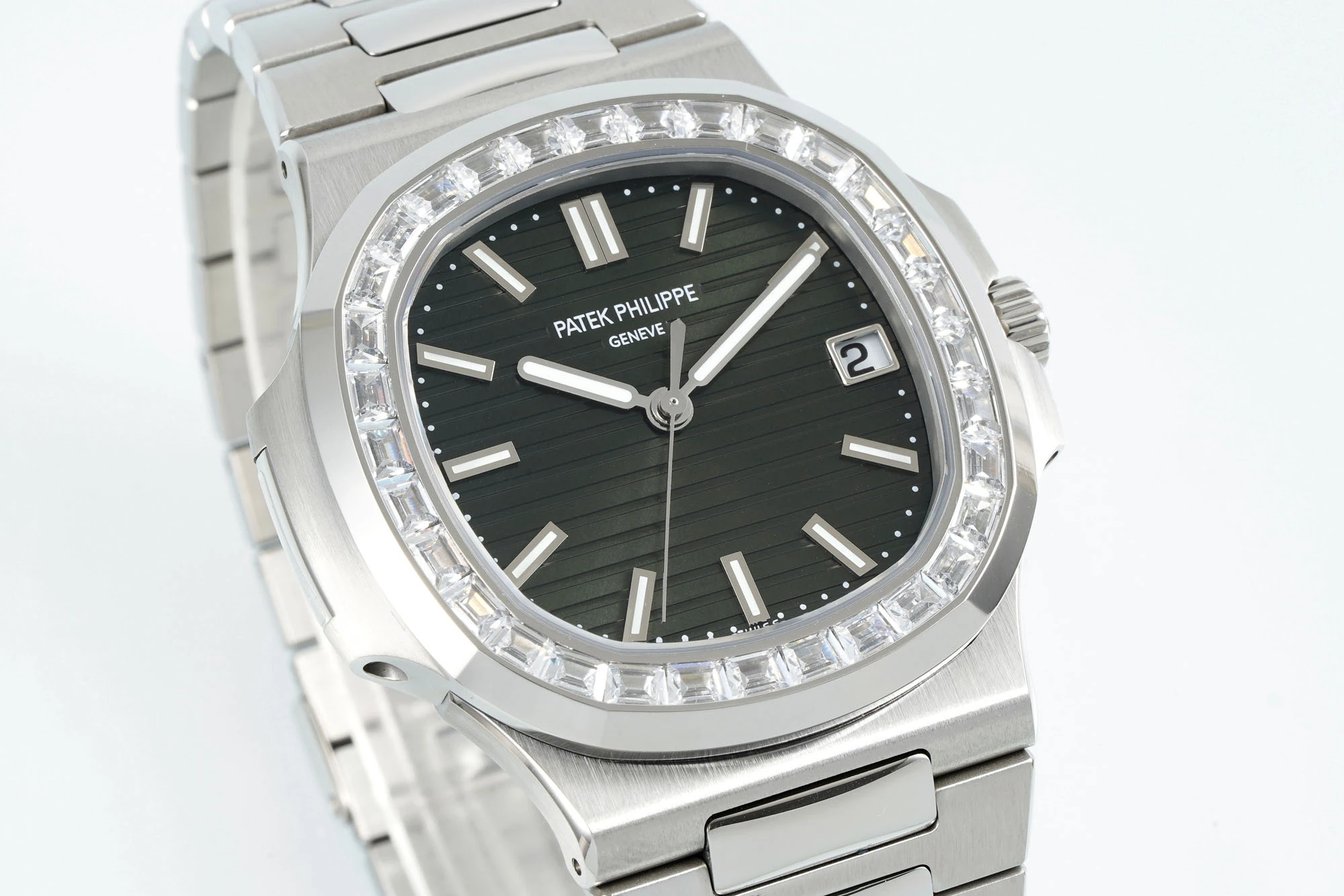 PP Nautilus 5711 DDF 1:1 Best Edition Green Dial on Diamond bezel SS Bracelet DD330 Super Clone 20 e97559221c87ae3 AMO Watch