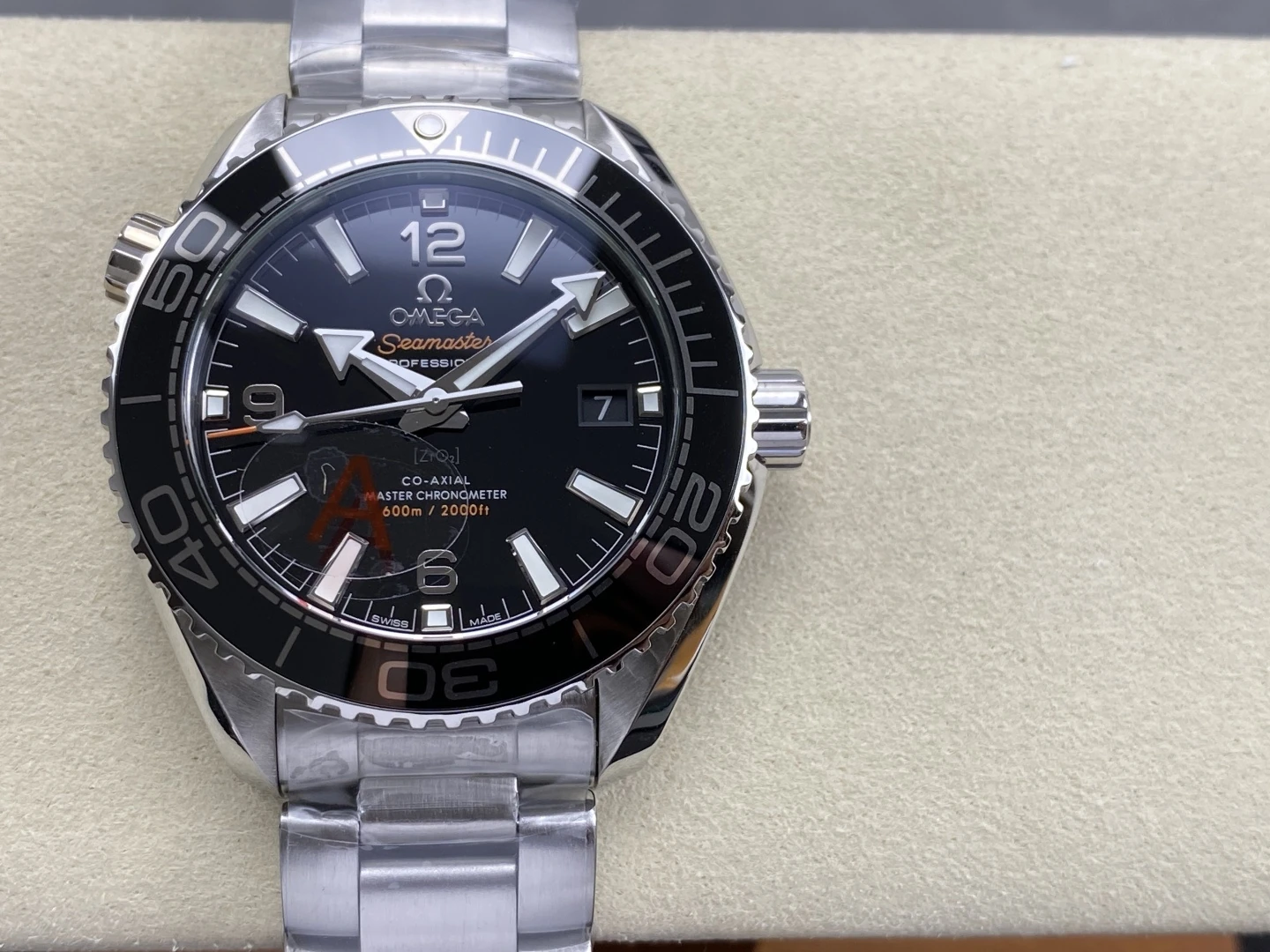 OMEGA Seamaster 39.5mm VSF 1:1 Best Edition Black Dial on SS Bracelet VS8800 Super Clone V4 32 ec5e363bda66fda AMO Watch