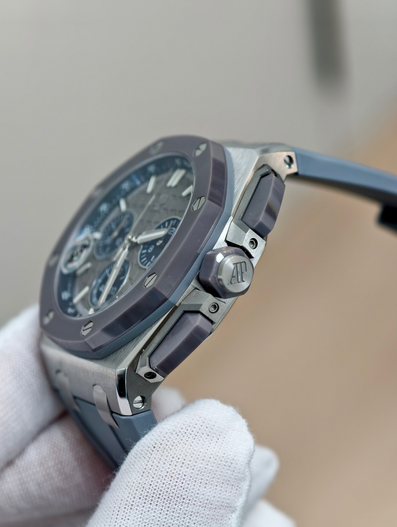 f475903517e567b AMO Watch