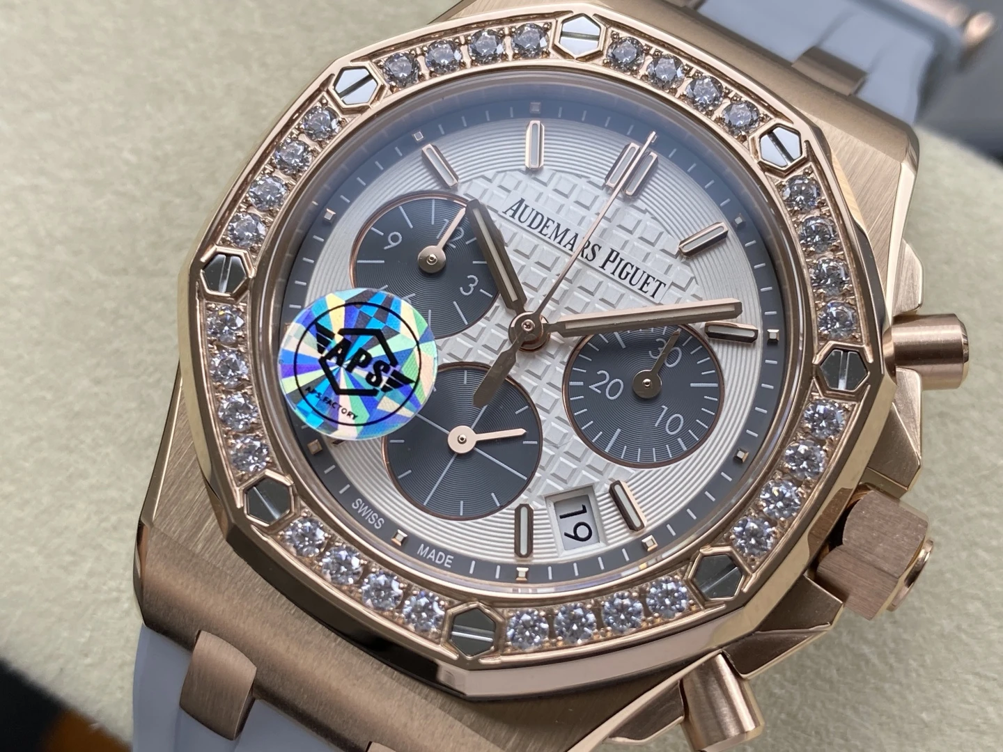 AP Royal Oak Chrono 26231 RG APSF 1:1 Best Edition White Dial on Gray Rubber Strap A2385 37 064860e7f6dc99d 阿默表行AmoWatch