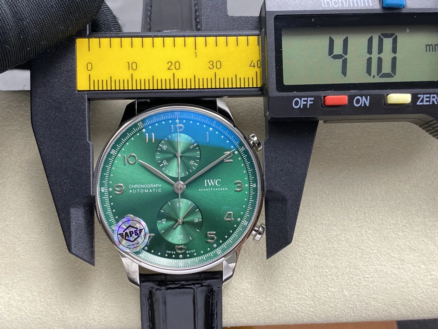 IWC Portuguese Chrono IW371615 SS APSF 1:1 Best Edition Green Dial on Black Leather Strap SA69385 Super Clone 32 1154dd57a823ee8 2 AMO Watch