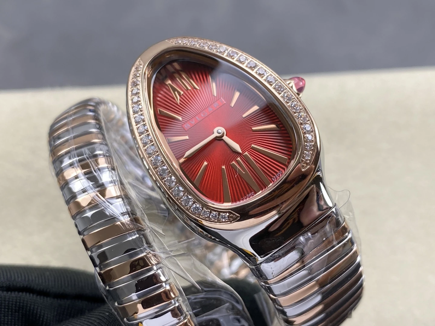 BVLGARI Serpenti SS/RG BVF 1:1 Best Edition Red Dial on SS/RG Bracelet ETA Quartz 22 172d394c8c969c5 AMO Watch