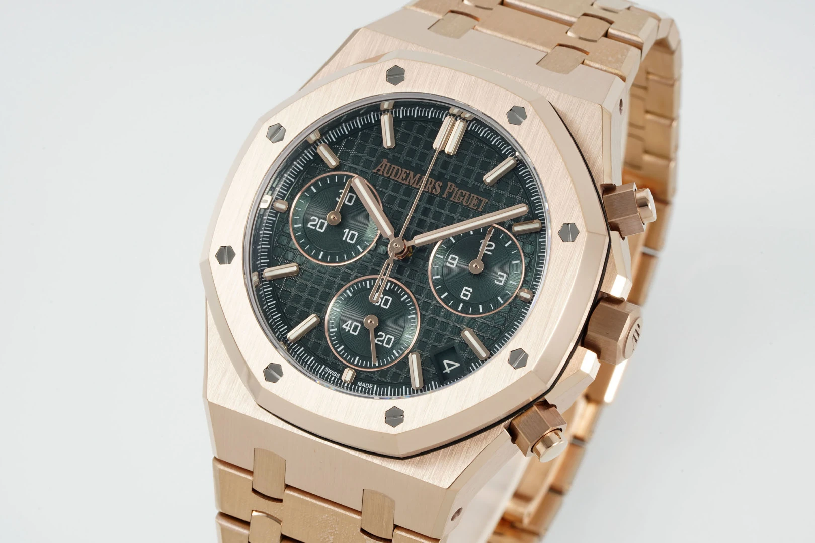 23e22564aade99e AMO Watch