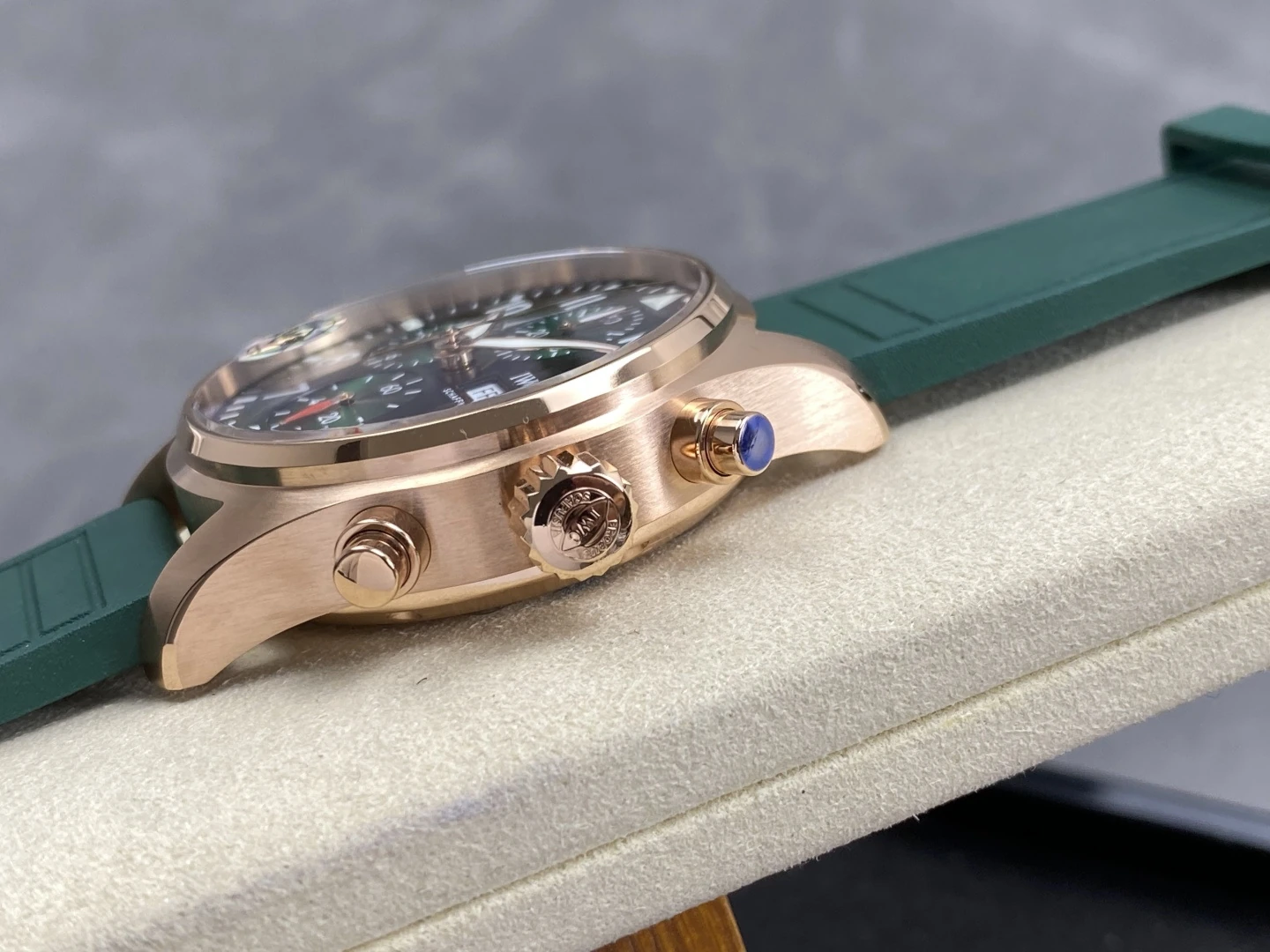 IWC Pilot Chrono IW388110 RG APSF 1:1 Best Edition Green Dial on Green Leather Strap SA69385 Super Clone 30 310d7b3e1404495 阿默表行AmoWatch