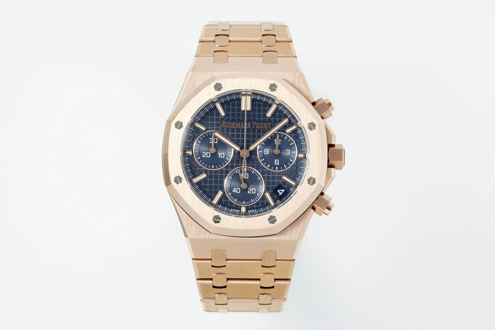 AP Royal Oak Chrono 26240 RG DDF 1:1 Best Edition Blue Dial on RG Bracelet DD4401 Super Clone Weight (SW Dial) 19 35e9f830a3983f1 AMO Watch