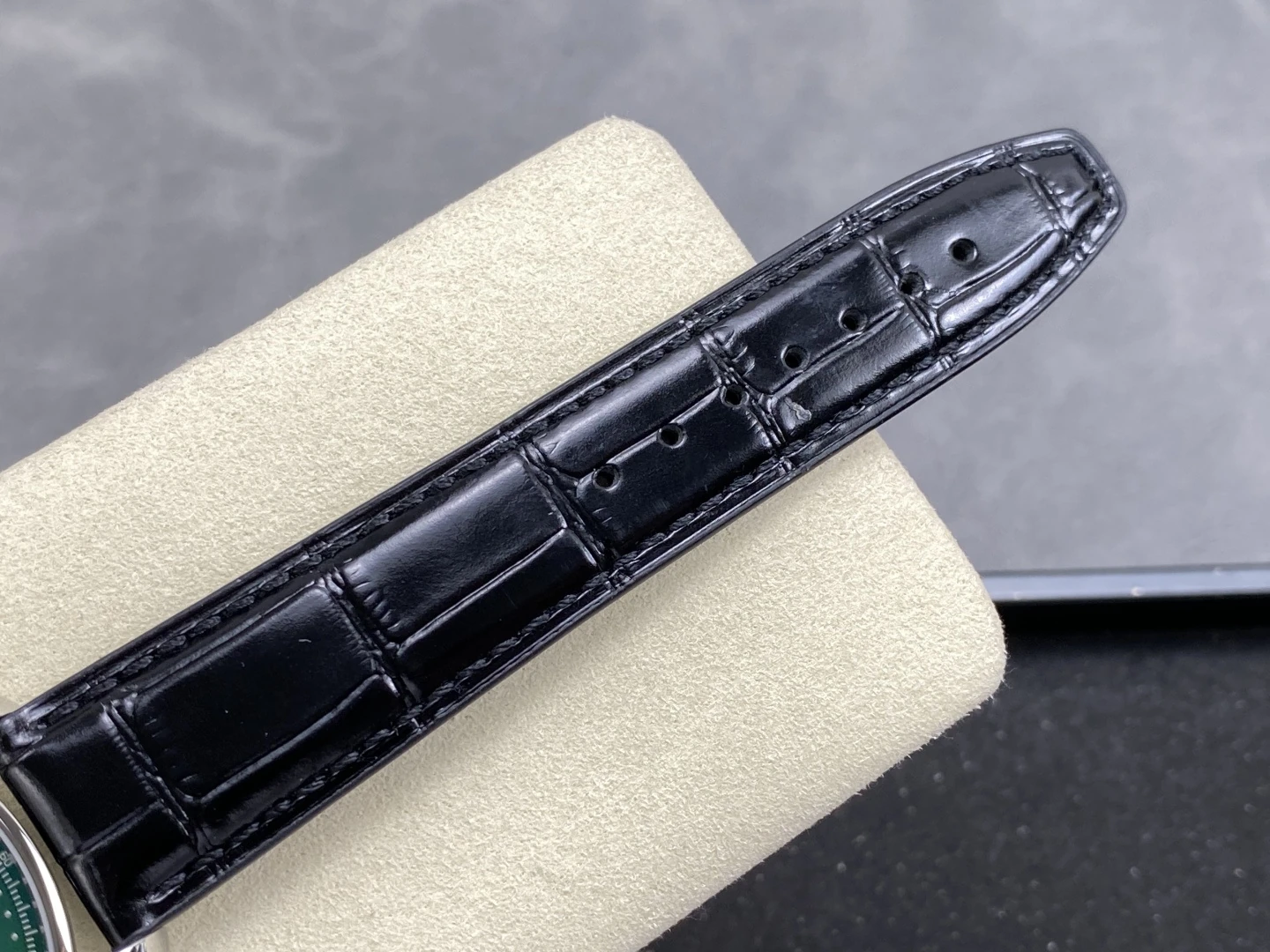 IWC Portuguese Chrono IW371615 SS APSF 1:1 Best Edition Green Dial on Black Leather Strap SA69385 Super Clone 30 3ee6545cc3f178e 1 AMO Watch