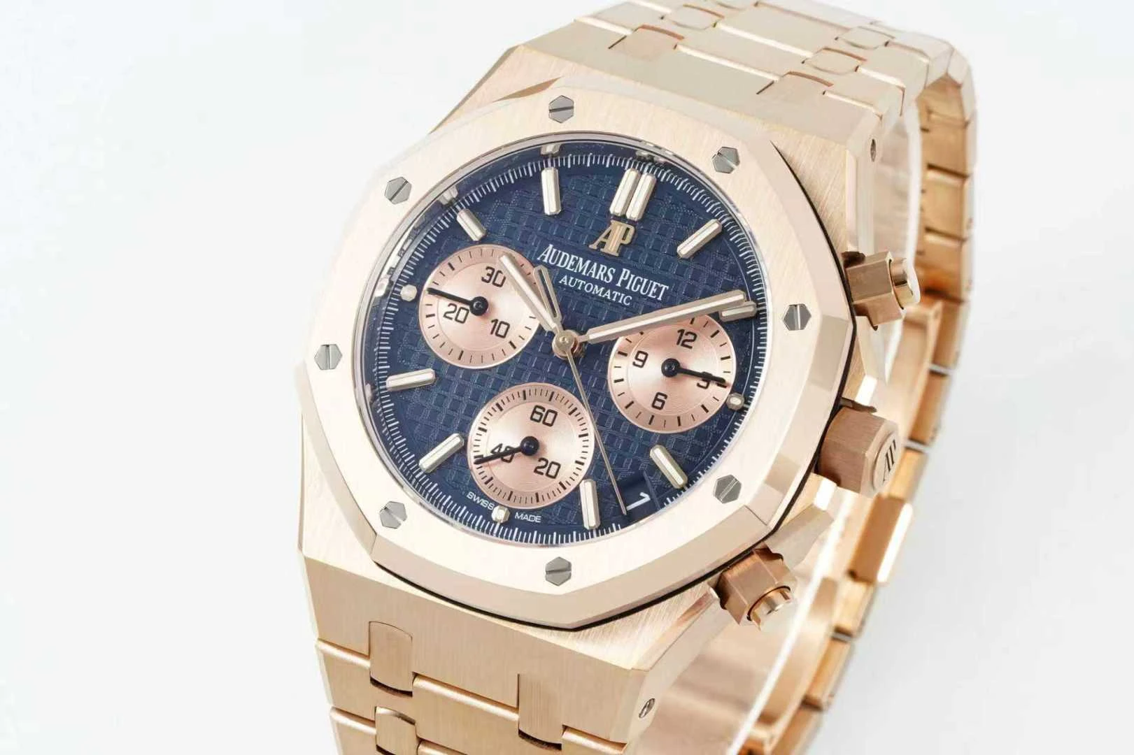 AP Royal Oak Chrono 26240 RG DDF 1:1 Best Edition Blue/RG Dial on RG Bracelet DD4401 Super Clone Weight (SW Dial) 20 4c0920ca0621062 AMO Watch