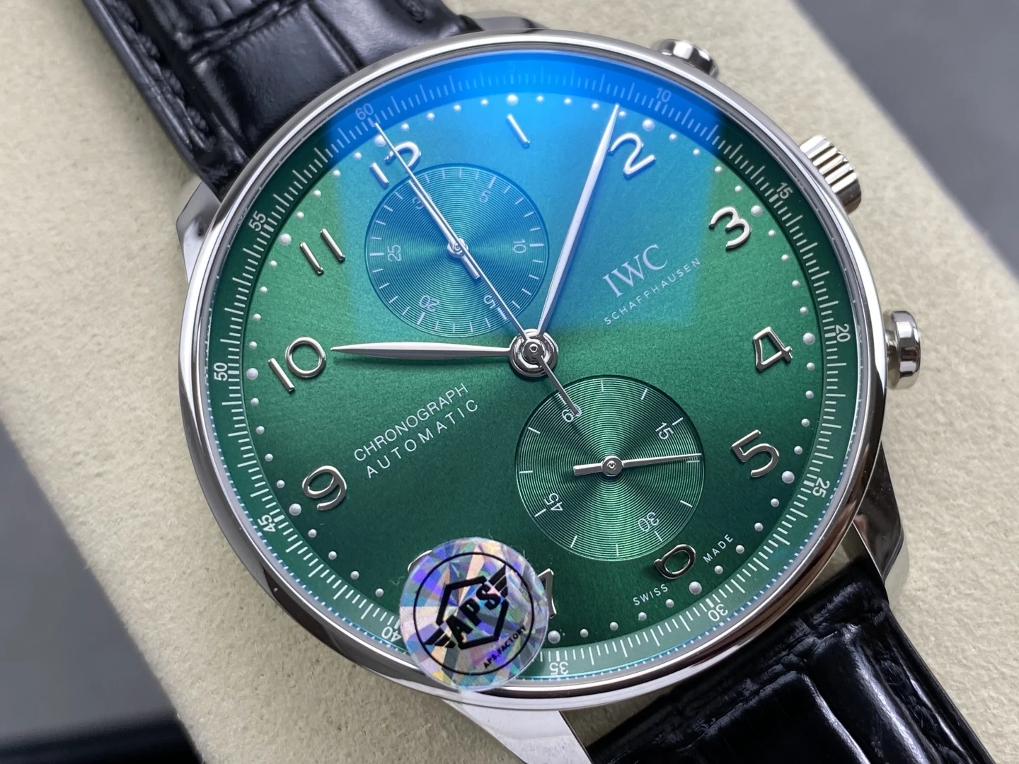 IWC Portuguese Chrono IW371615 SS APSF 1:1 Best Edition Green Dial on Black Leather Strap SA69385 Super Clone 26 51e4eb475782de3 1 AMO Watch