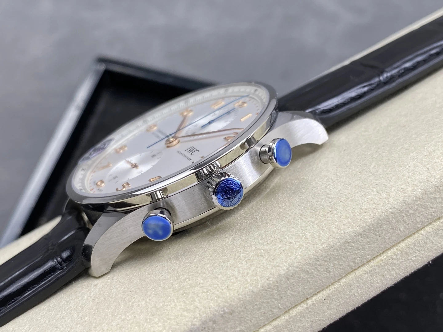 IWC Portuguese Chrono IW371604 SS APSF 1:1 Best Edition White Dial RG Markers on Black Leather Strap SA69385 Super Clone 31 865407c4cb39868 AMO Watch