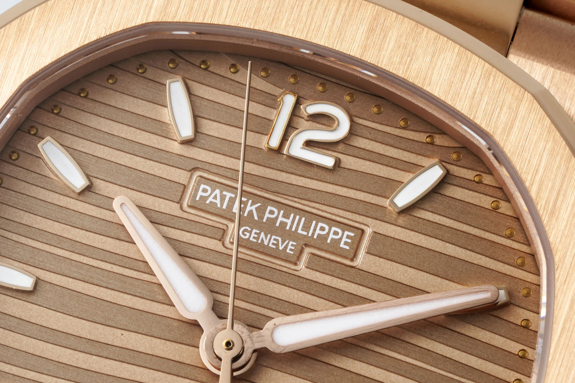 PP Nautilus 7118 RG Ladies DDF 1:1 Best Edition RG Dial on RG Bracelet DD324 Super Clone 23 950af2328b9b38a AMO Watch