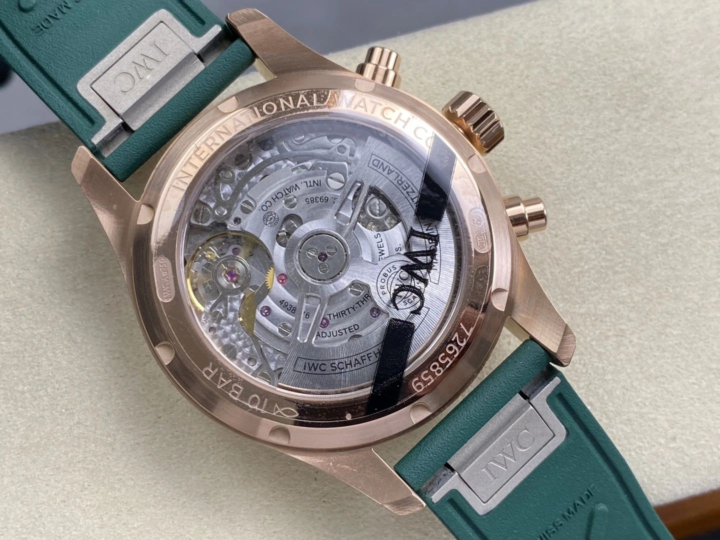 IWC Pilot Chrono IW388110 RG APSF 1:1 Best Edition Green Dial on Green Leather Strap SA69385 Super Clone 32 97c85db3929e926 阿默表行AmoWatch