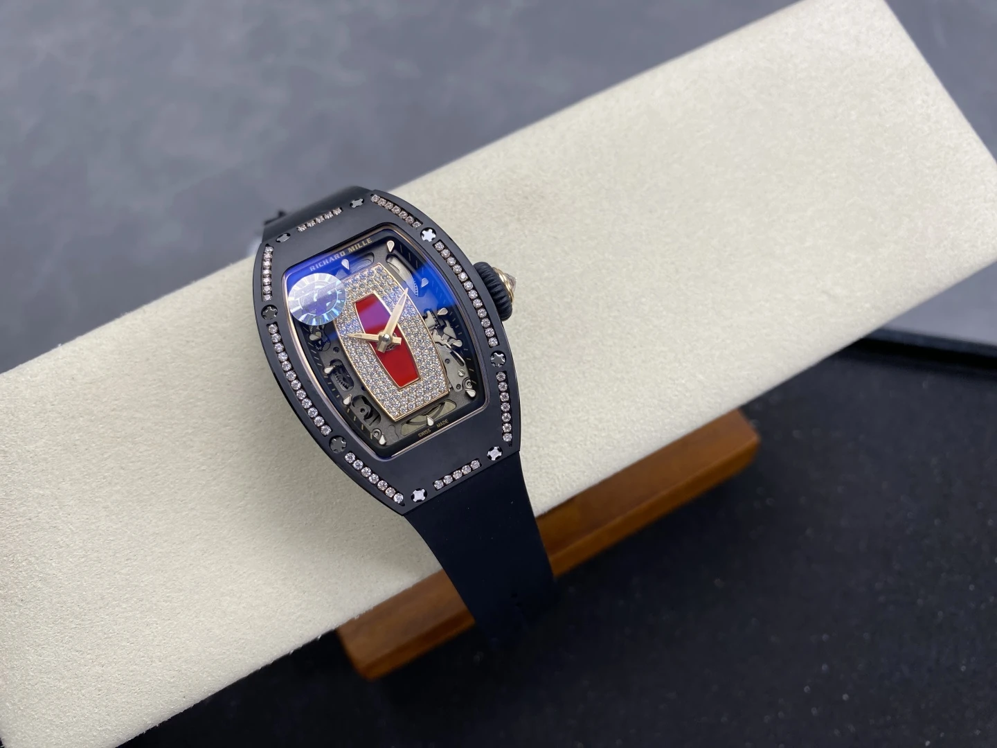 RICHARD MILLE RM07 Ladies Black Ceramic Diamonds Bezel ZF 1:1 Best Edition Red Dial on Black Rubber Strap CRMA2 Clone 32 cec4bc3af93ec1a 1 AMO Watch