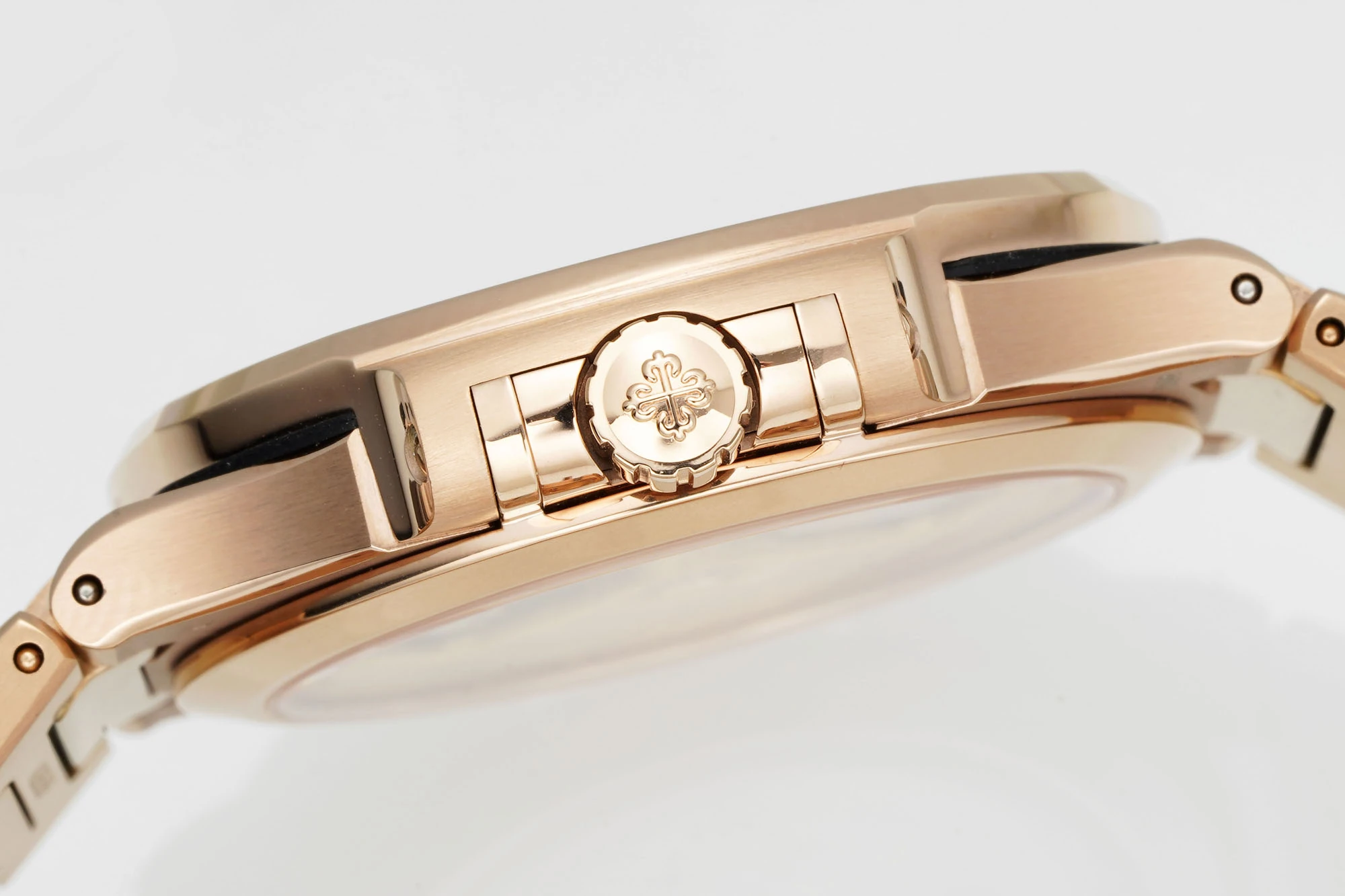 PP Nautilus 7118 RG Ladies DDF 1:1 Best Edition Silver Dial on RG Bracelet DD324 Super Clone 24 e0ef5724b597510 AMO Watch