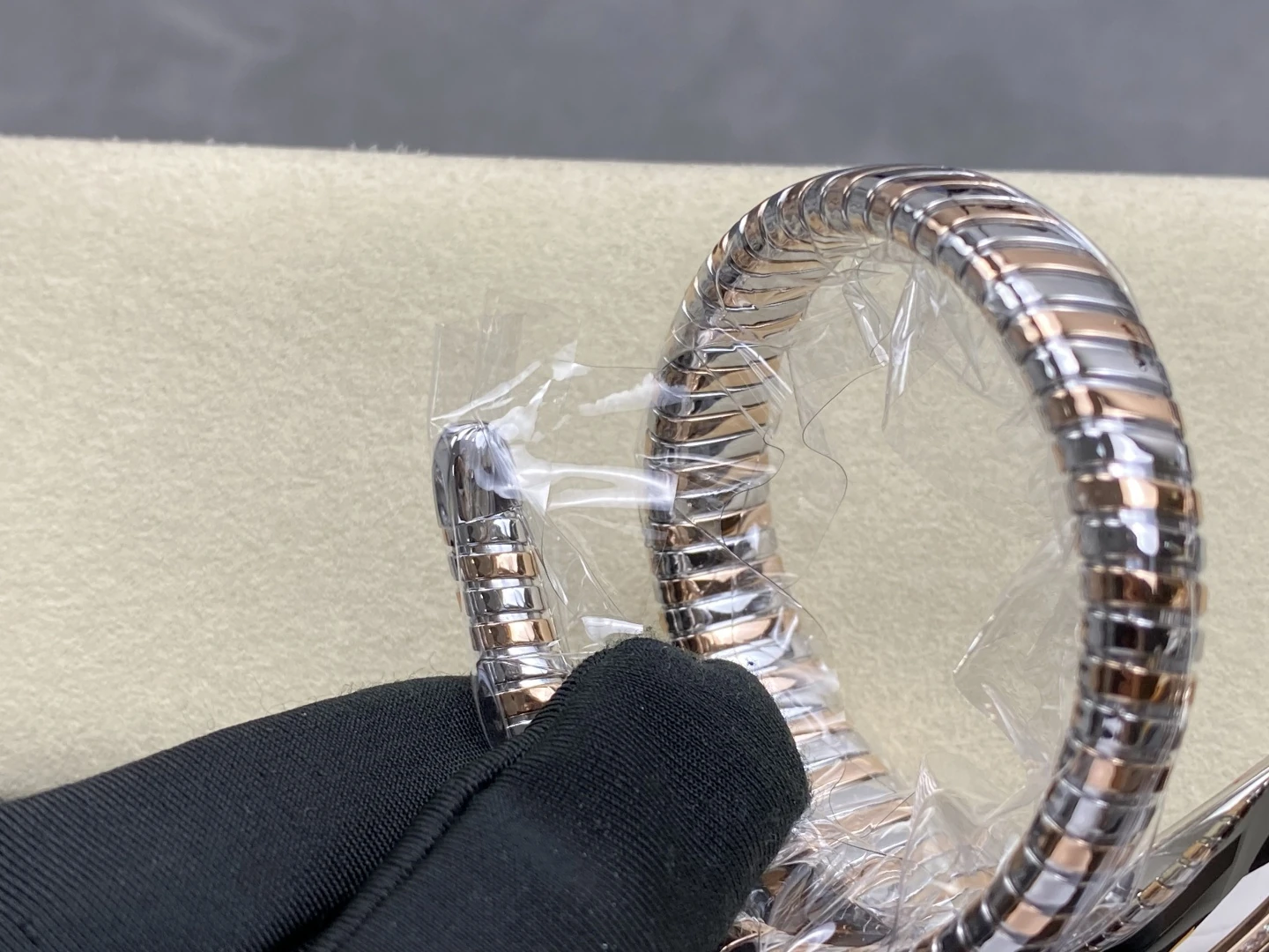 BVLGARI Serpenti SS/RG BVF 1:1 Best Edition Red Dial on SS/RG Bracelet ETA Quartz 27 e2c6b6e343e47b7 AMO Watch