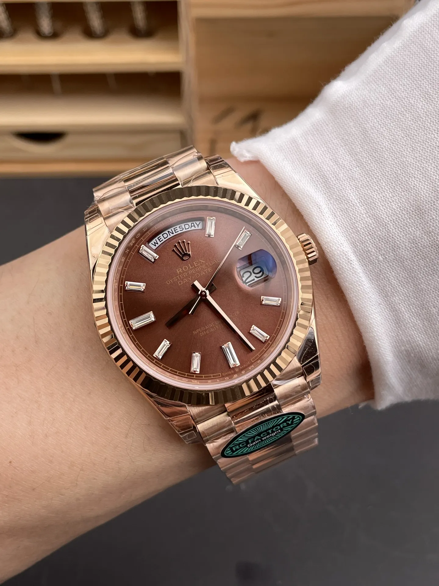 Rolex Day Date 40 RG 228236 RCF 1:1 Best Edition Brown Dial on President Bracelet VR3255 (211g) 24 24acda078f2b6aa AMO Watch
