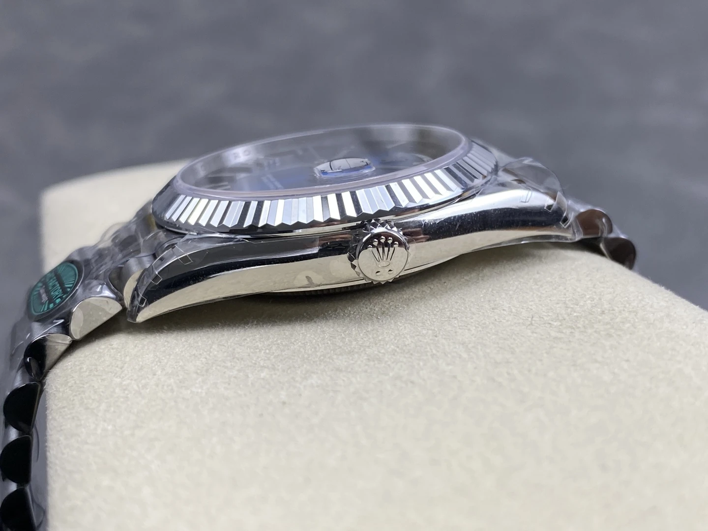 Rolex Day Date 40 SS 228236 RCF 1:1 Best Edition White Gradient Blue Roman Dial on President Bracelet VR3255 (211g) 27 75b637fe14548ea AMO Watch