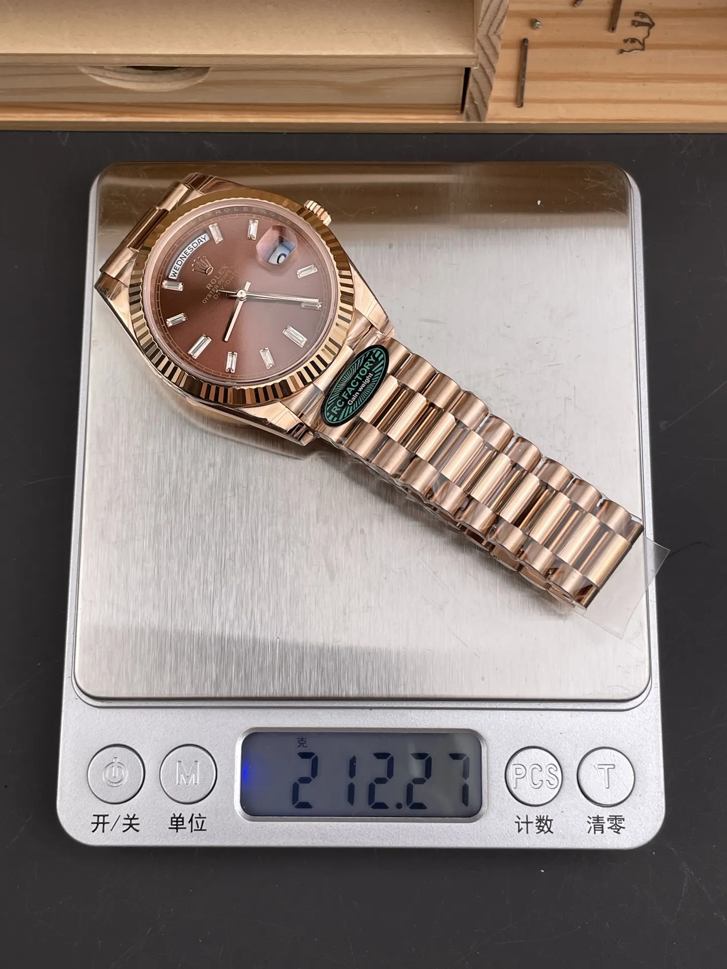 Rolex Day Date 40 RG 228236 RCF 1:1 Best Edition Brown Dial on President Bracelet VR3255 (211g) 23 95f5bf6789dde0b AMO Watch