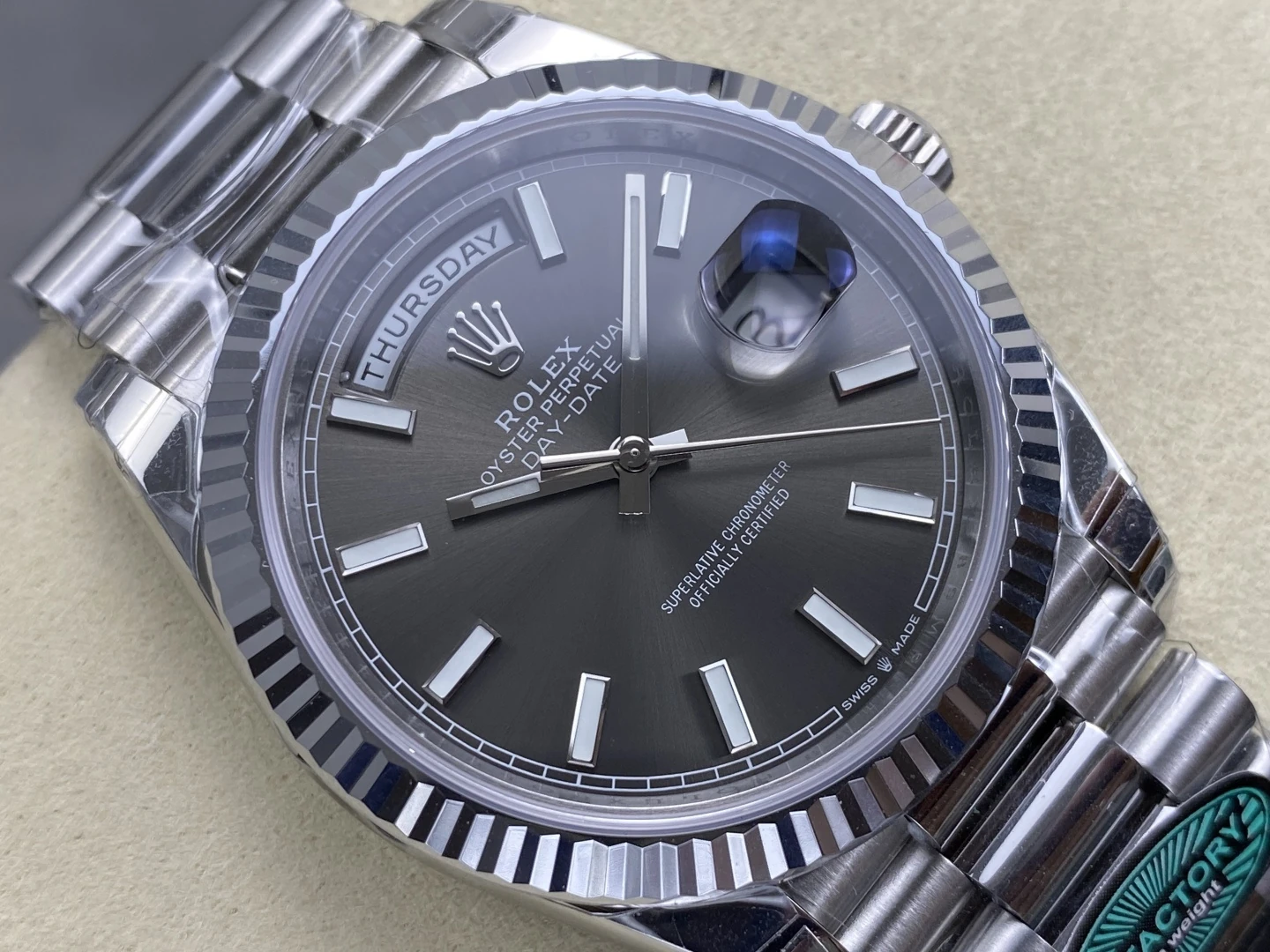 Rolex Day Date 40 SS 228236 RCF 1:1 Best Edition White Gray Dial on President Bracelet VR3255 (211g) 26 a4415c7aff532b2 AMO Watch