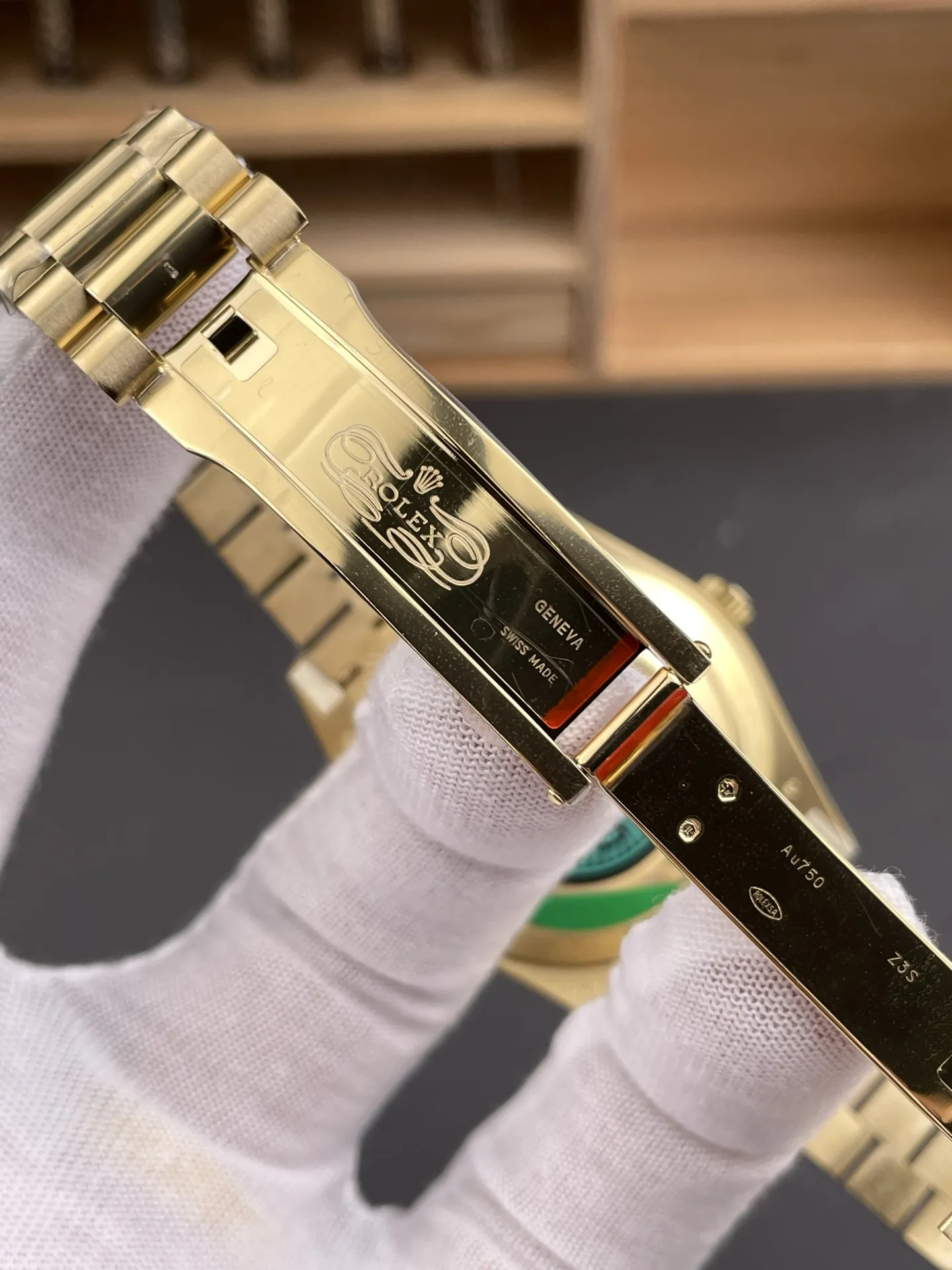 Rolex Day Date 40 YG 228238 RCF 1:1 Best Edition MOP Dial on President Bracelet VR3255 (211g) 33 a7f5c3fc36480e1 AMO Watch