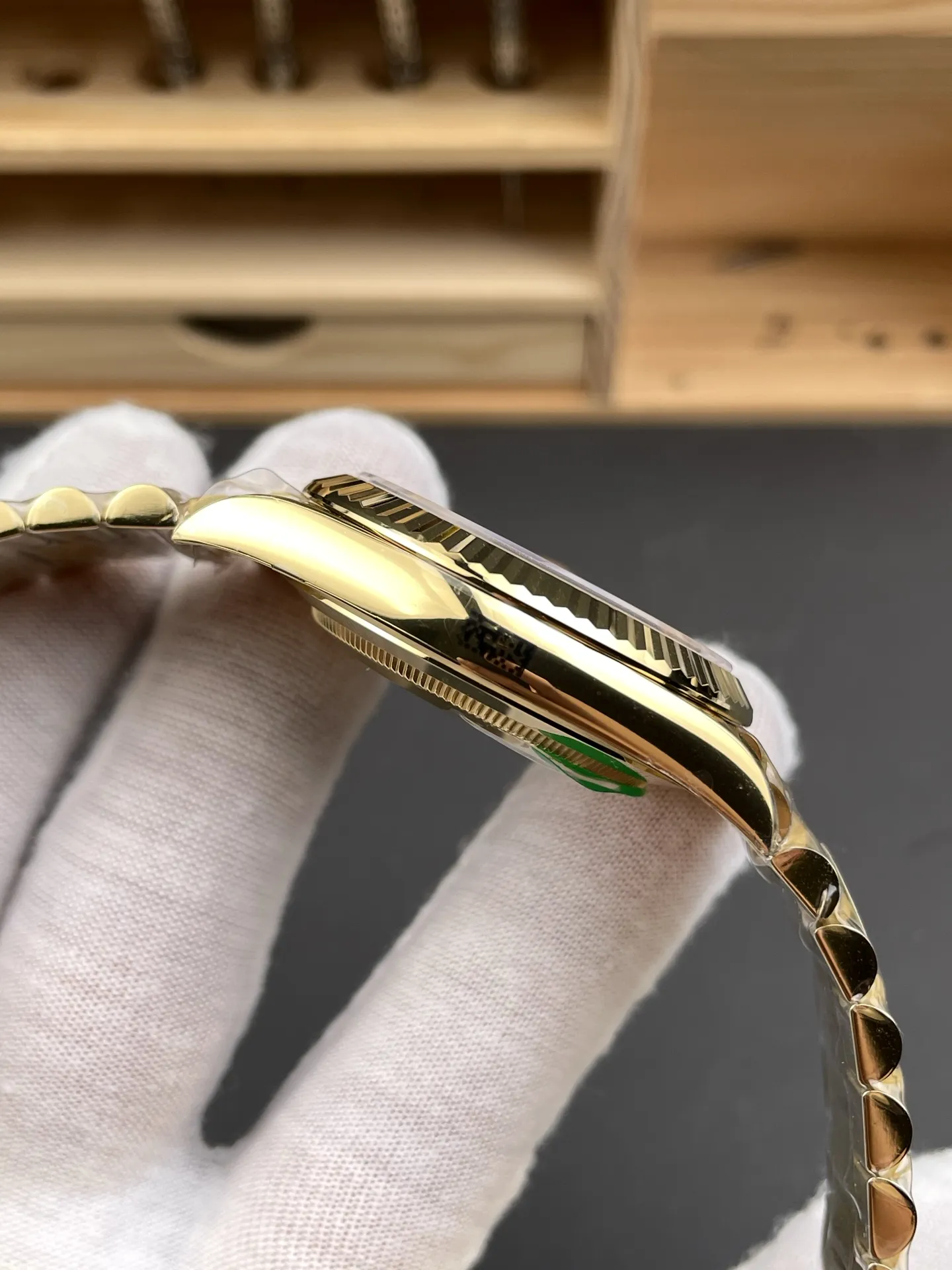 Rolex Day Date 40 YG 228238 RCF 1:1 Best Edition Black Dial on President Bracelet VR3255 (211g) 27 ad13b2b613887b6 AMO Watch