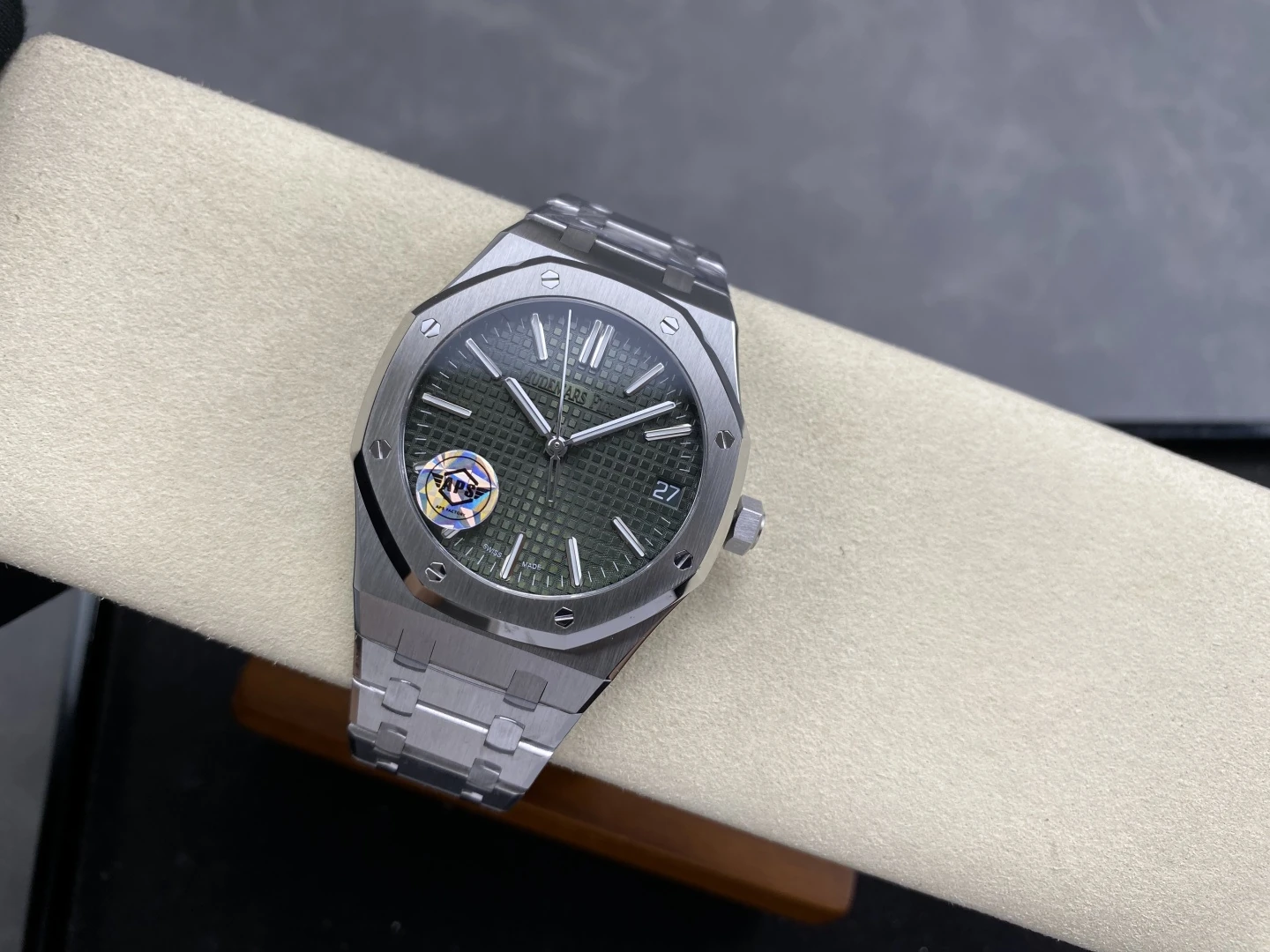 AP Royal Oak 41mm 15510ST SS APS Factory 1:1 Best Edition Green Dial on SS Bracelet SA4302 Super Clone 27 efd06aaab0c664a AMO Watch